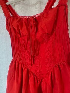 Red Lace-Trim Sleeveless Dress size Small